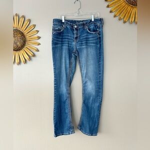 Rhythm and Blues Women’s Jeans Unique Stitching and Back Pocket Details Sz 12